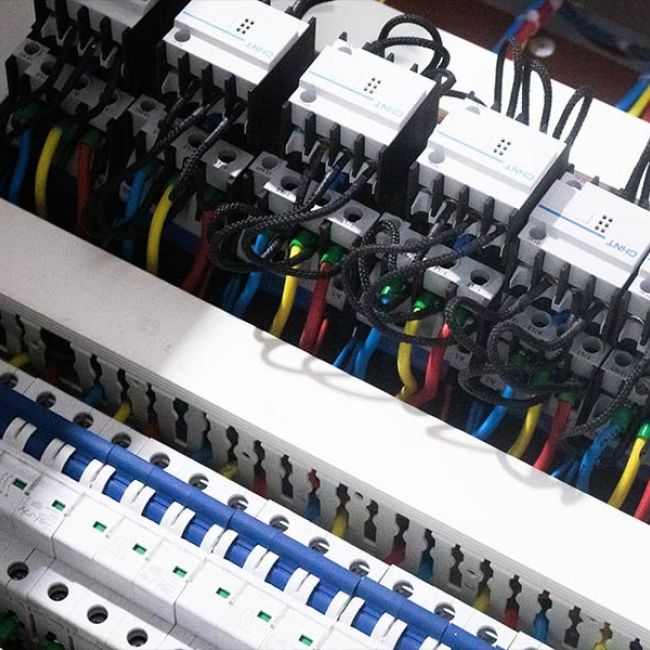 Tienda de material eléctrico en Ponferrada